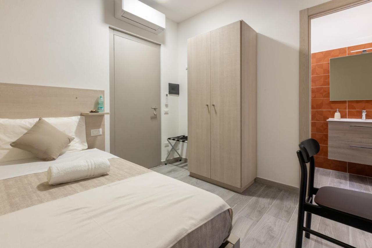 Deledda Home Cagliari Exterior foto