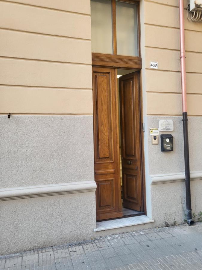 Deledda Home Cagliari Exterior foto